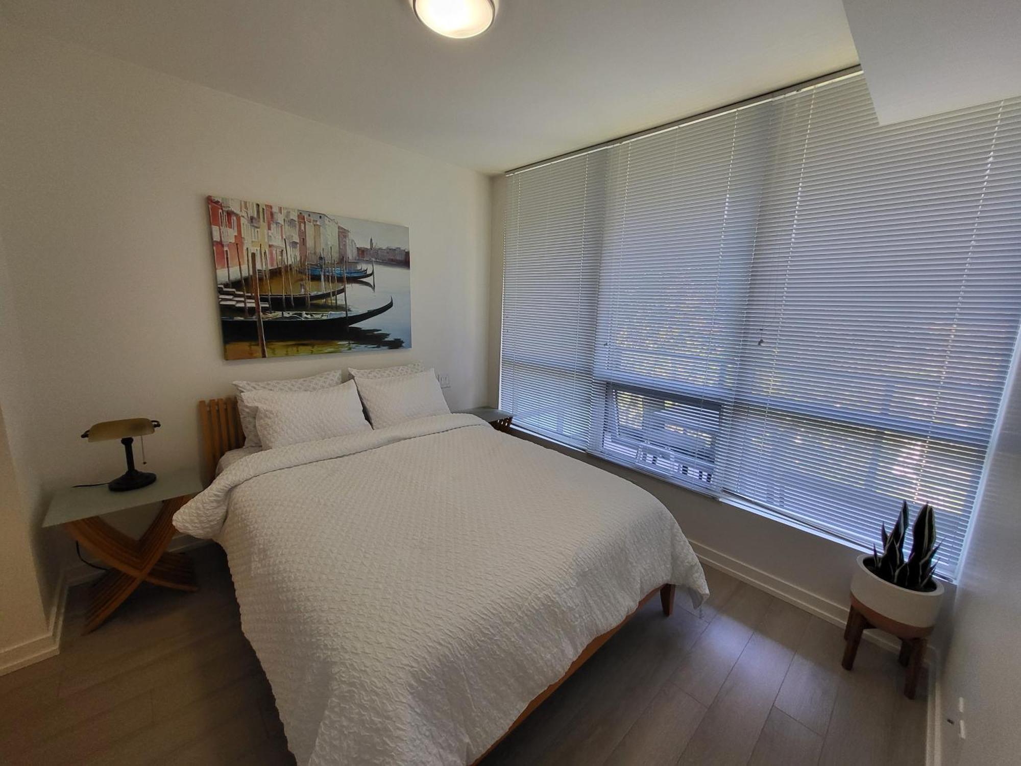 Your Perfect Escape - Modern Landmark Condo In Downtown Calgary - Free Parking- Premium Location エクステリア 写真